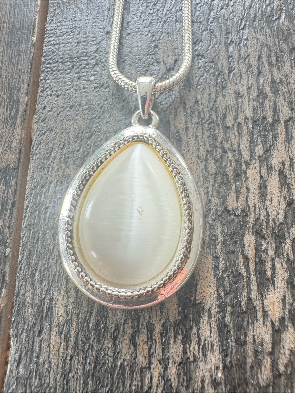 Sterling Silver Teardrop White Cat's Eye Pendant Necklace